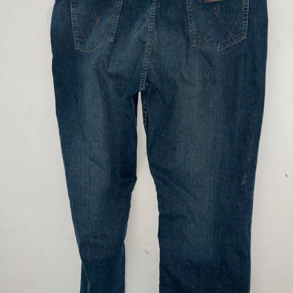 Wrangler Jeans Mens 42x32 Cowboy Cut Regular Fit Blue Denim Advanced Comfort